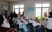 به مناسبت هفته ملی سلامت و روز بهداشت دهان و دندان مرحله دوم اجرای وارنیش فلوراید را برای دانش‌آموزان مقطع ابتدایی و خدمات بهداشت دهان و دندان