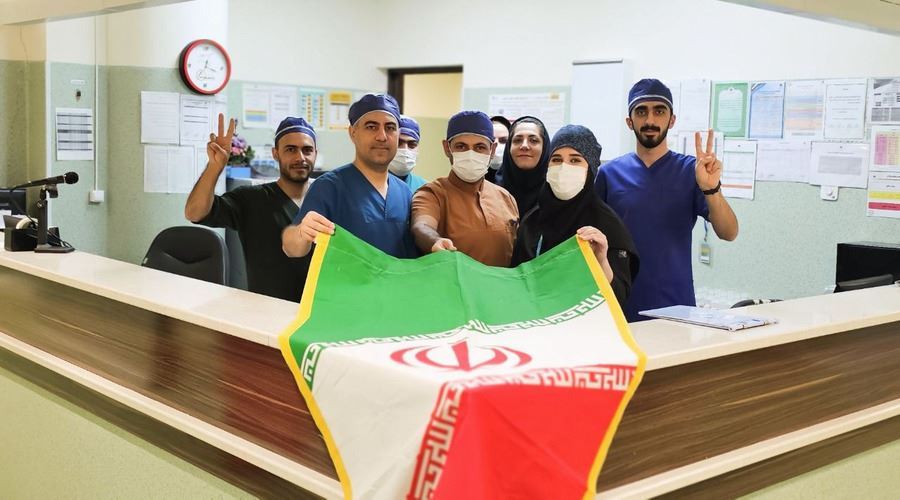 ما تا آخر ایستاده ایم